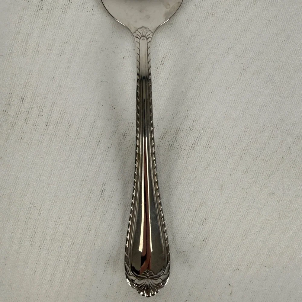 Oneida Community Camelot Stainless Steel  FlatwarePierced Pie Server 9 3/4